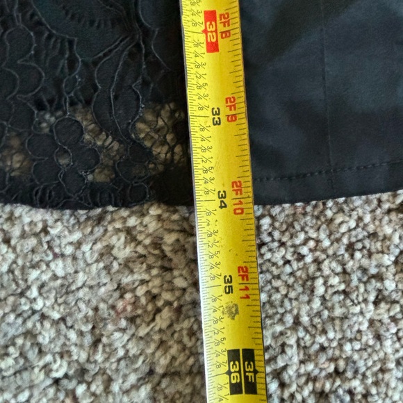 NANETTE LEPORE LACE BOW BLACK DRESS. Flutter Cap Sleeve. Size 4. Beautiful! - Picture 10 of 13